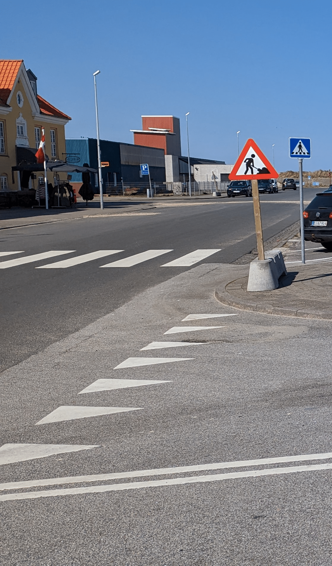 Haifischzähne Verkehrszeichen in Dänemark