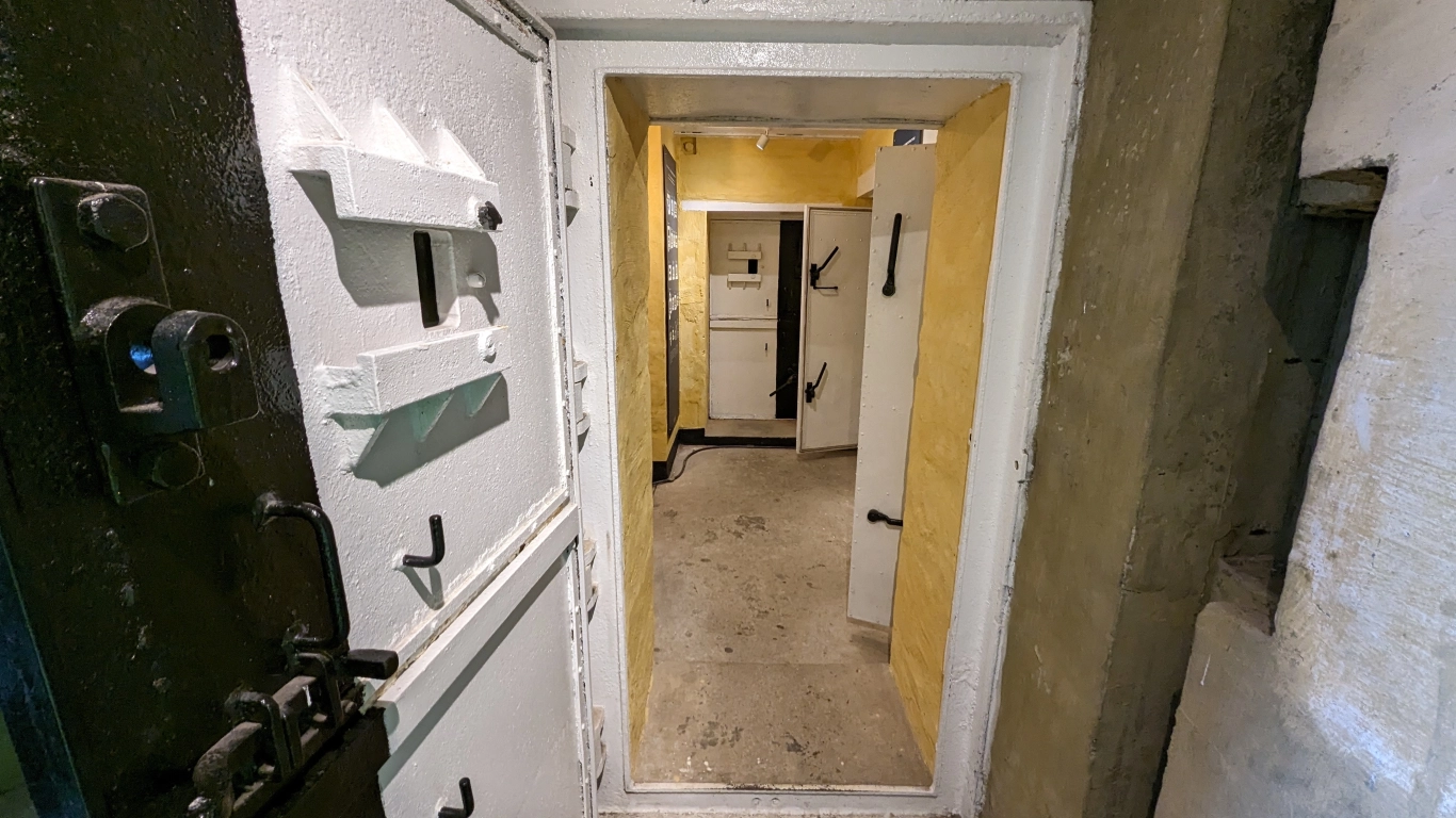 Bild 19 von Bunkermuseum Hirtshals 10. Batterie